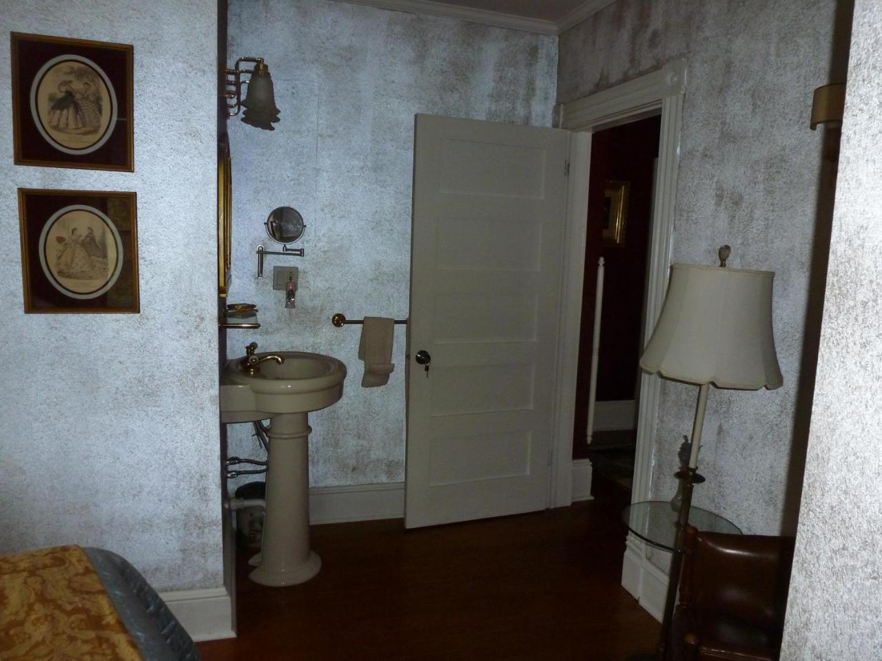 Back Inn Time B&B Kilmarnock 外观 照片